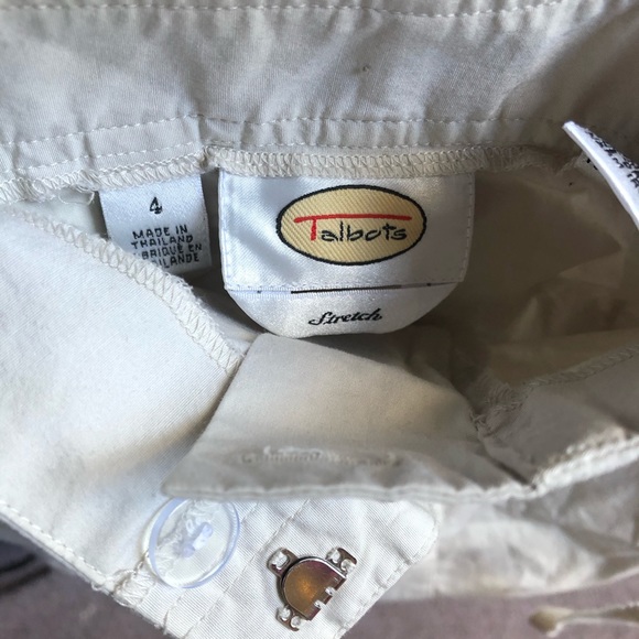 Khaki colored skirt with pockets - Picture 4 of 5